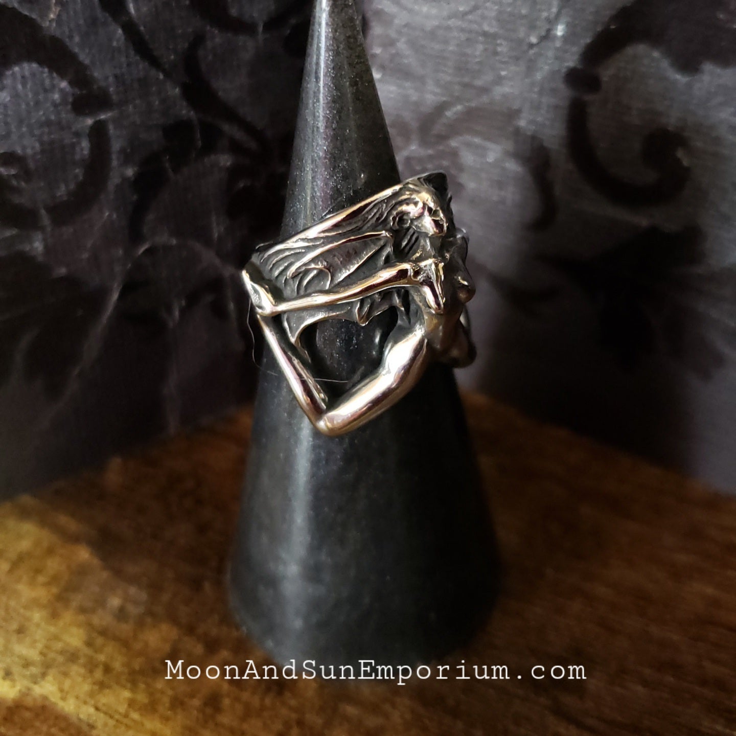 Lilith Ring